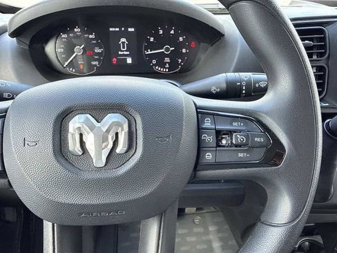 Used 2025 RAM ProMaster 2500 w/ Convenience Group FWD image 34