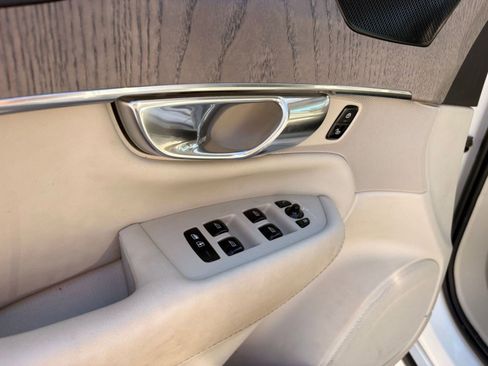 Certified 2022 Volvo XC90 T6 Inscription w/ Advanced Package image 12