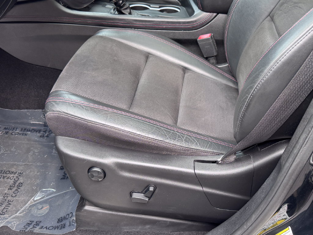 Used 2021 Dodge Durango R/T w/ Blacktop Package AWD/4WD image 19