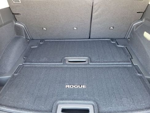New 2026 Nissan Rogue Platinum w/ Platinum Premium Package AWD/4WD image 15