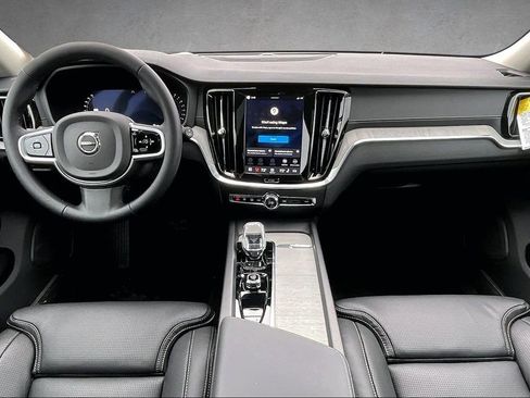New 2026 Volvo V60 B5 Cross Country Ultra w/ Protection Package Premier image 5