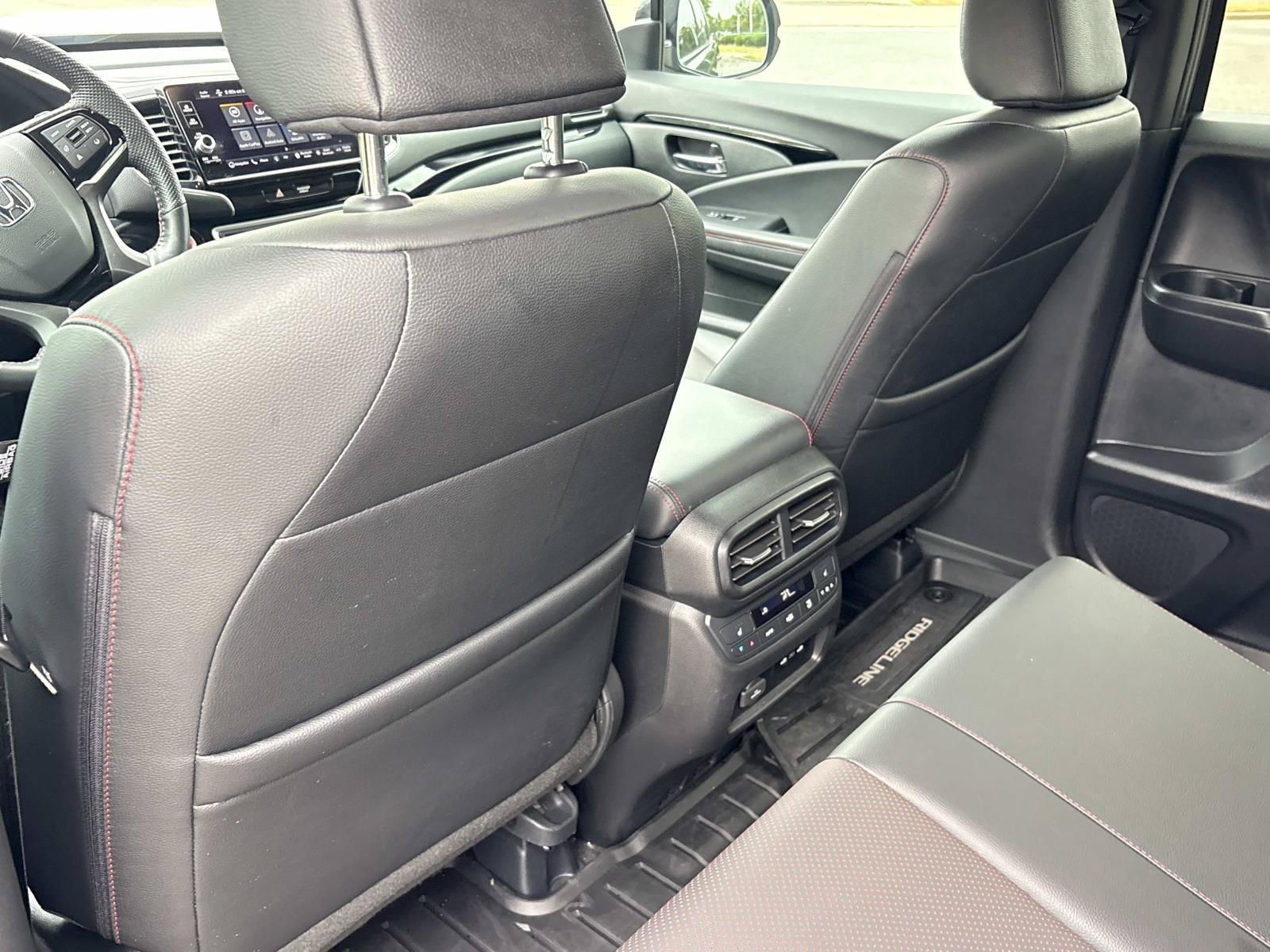 Used 2025 Honda Ridgeline Black Edition image 30