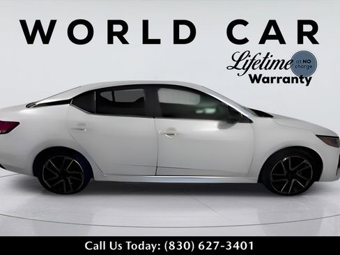Used 2024 Nissan Sentra SR w/ SR Premium Package FWD image 8
