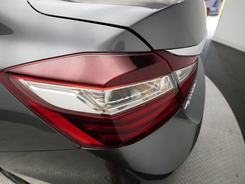 Used 2016 Honda Accord EX-L image 33