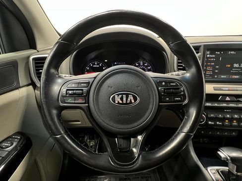 Used 2018 Kia Sportage EX w/ EX Technology Package FWD image 24