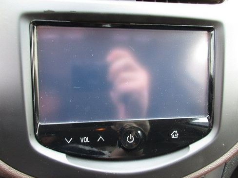 Used 2016 Chevrolet Trax LTZ AWD/4WD image 24