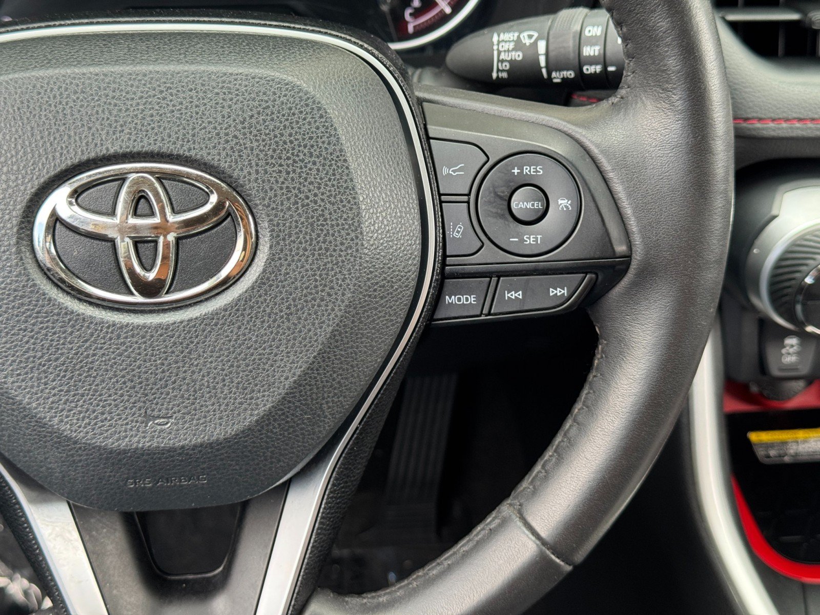 Used 2020 Toyota RAV4 TRD Off-Road AWD/4WD image 21