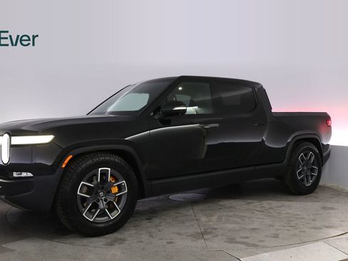 Used 2022 Rivian R1T Launch Edition image 18