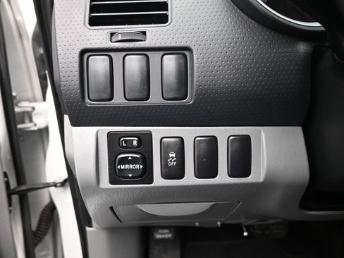 Used 2014 Toyota Tacoma PreRunner image 10