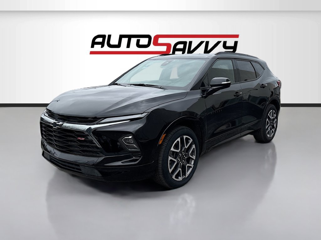 Used 2025 Chevrolet Blazer RS w/ Driver Confidence II Package AWD/4WD image 3