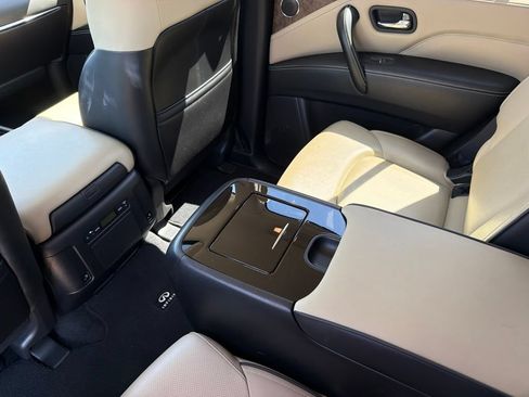Used 2022 INFINITI QX80 Premium Select w/ Cargo Package AWD/4WD image 18