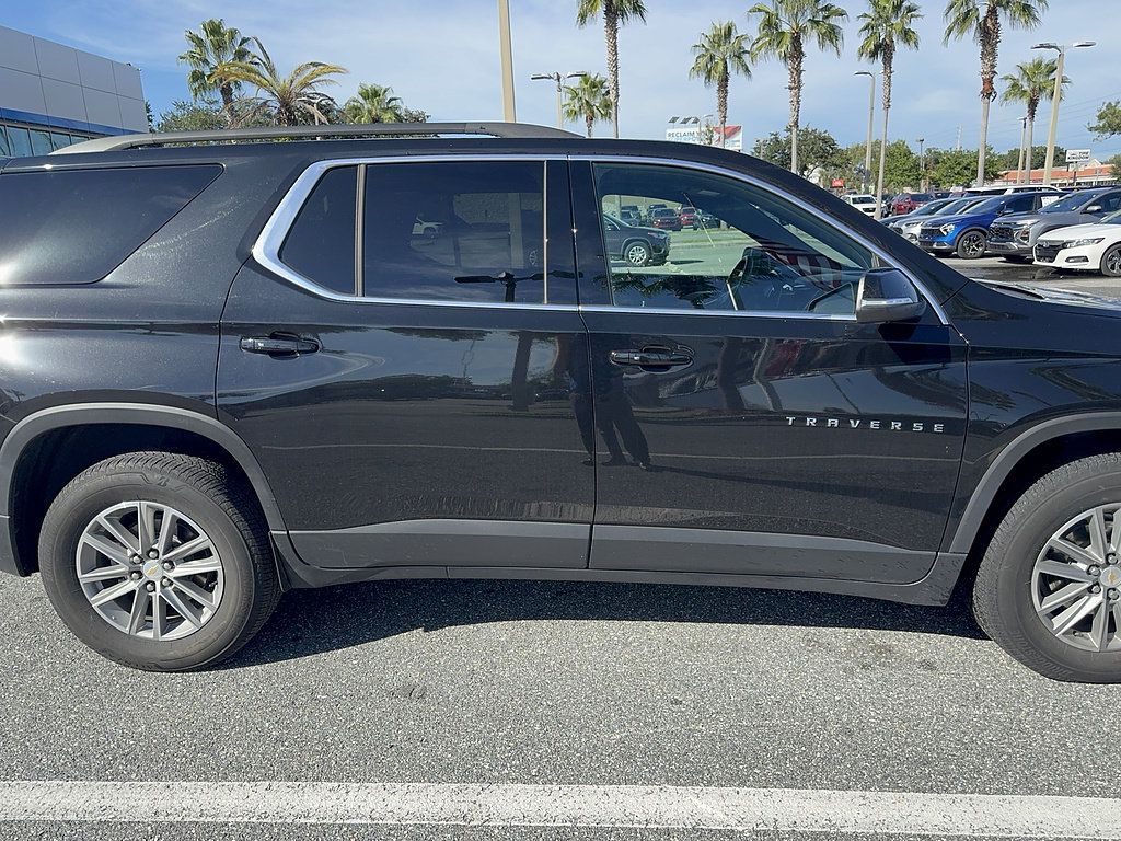 Certified 2023 Chevrolet Traverse LT FWD image 60