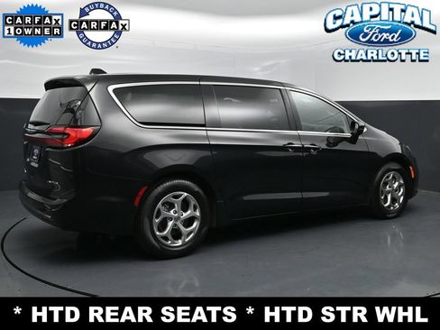 Used 2024 Chrysler Pacifica Limited FWD image 7