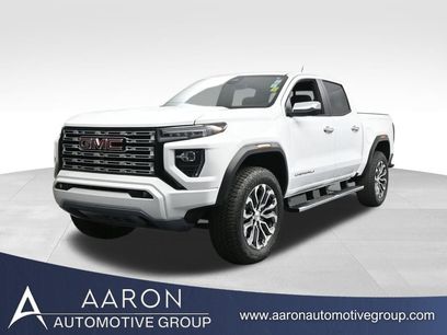 Used 2024 GMC Canyon Denali