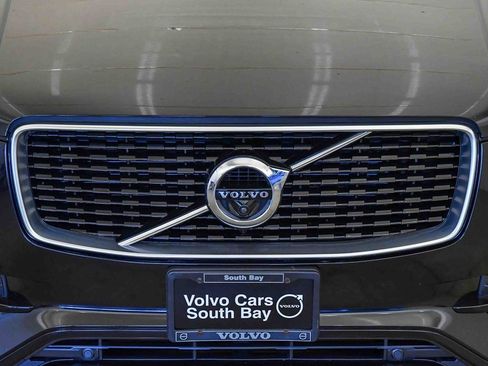 Used 2019 Volvo XC90 T8 R-Design w/ Advanced Package image 8