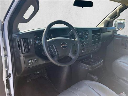 Used 2020 GMC Savana 2500 Extended w/ Enhanced Convenience Package image 14