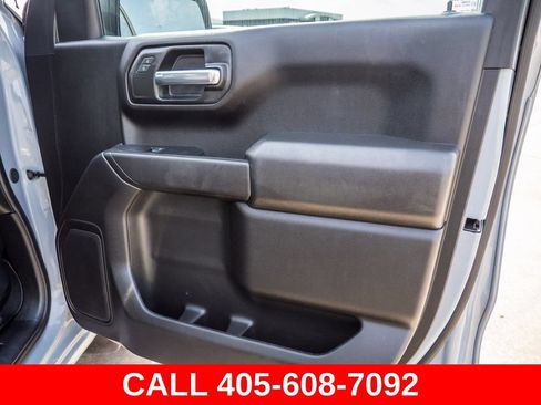 Used 2025 Chevrolet Silverado 1500 Custom w/ Turbomax Blackout Package AWD/4WD image 78