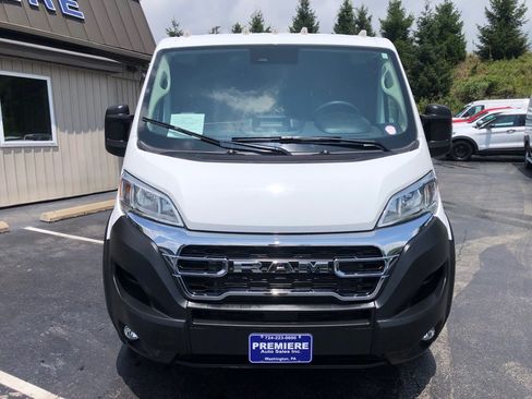 Used 2025 RAM ProMaster 2500 w/ U-Haul Equipment Group FWD image 9