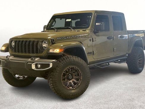 New 2025 Jeep Gladiator Sport image 2