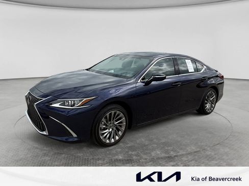 Used 2025 Lexus ES 300h w/ Luxury Package FWD image 1