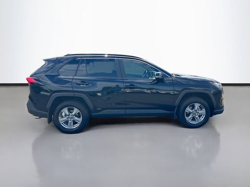 Used 2025 Toyota RAV4 XLE w/ Convenience Package AWD/4WD image 8