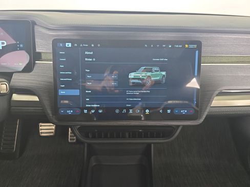 Used 2024 Rivian R1T Adventure image 27