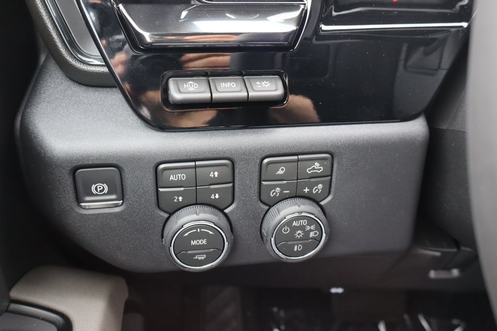 New 2026 Chevrolet Silverado 2500 ZR2 w/ ZR2 Bison Edition AWD/4WD image 16