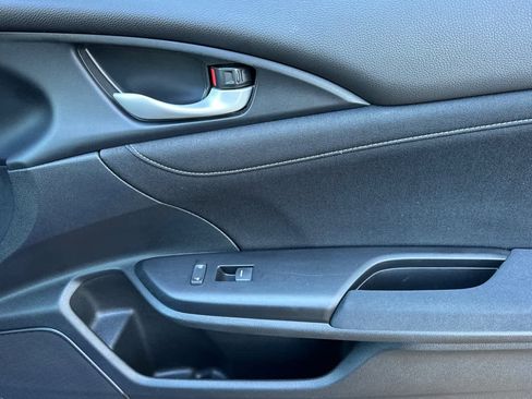 Certified 2019 Honda Insight LX image 18