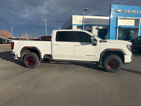 Used 2022 GMC Sierra 2500 AT4 image 31