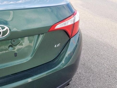 Used 2015 Toyota Corolla LE image 10
