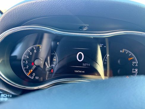 Used 2017 Jeep Grand Cherokee Trailhawk image 11