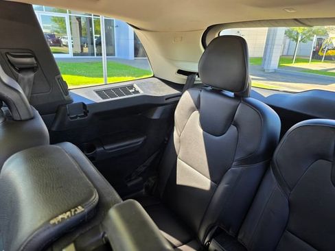 Used 2019 Volvo XC90 T6 Momentum w/ Protection Package Premier AWD/4WD image 18