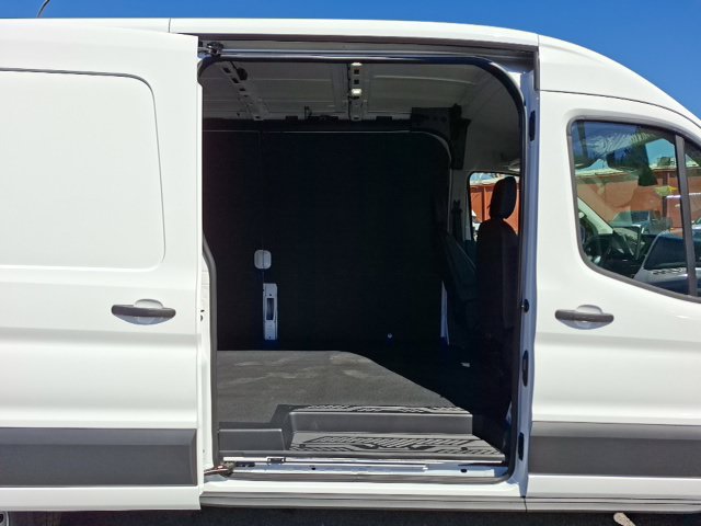 New 2027 Ford Transit 250 148 Medium Roof w/ Load Area Protection Package RWD image 31