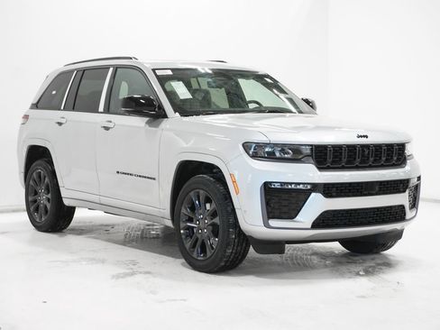 New 2026 Jeep Grand Cherokee Limited image 4