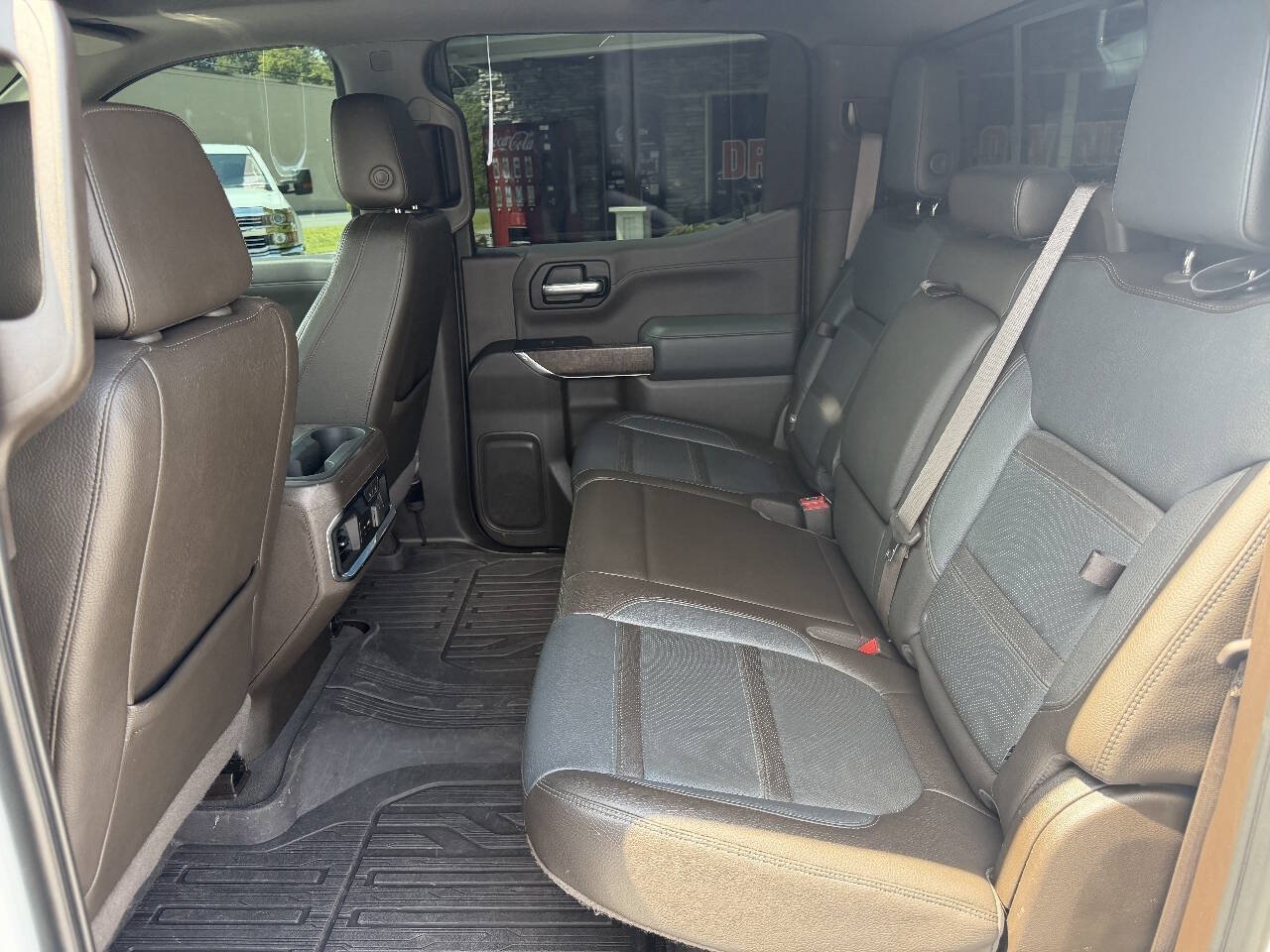 Used 2019 GMC Sierra 1500 Denali w/ Denali Ultimate Package AWD/4WD image 25