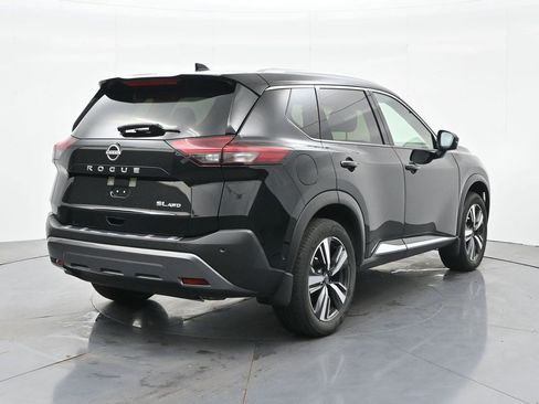 Used 2023 Nissan Rogue SL w/ SL Premium Package AWD/4WD image 5