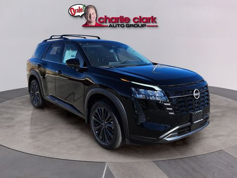New 2026 Nissan Pathfinder SL w/ SL Premium Package FWD image 8