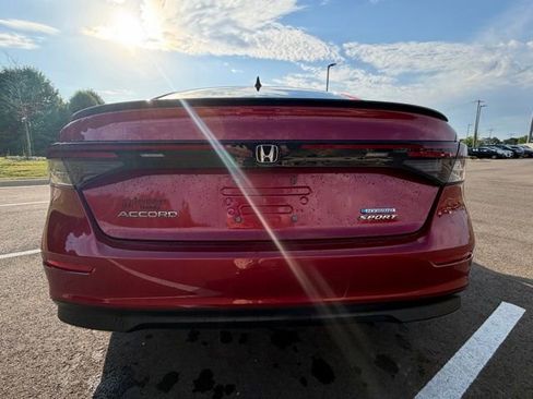 Used 2024 Honda Accord Sport image 8