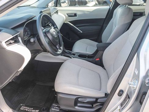 Certified 2025 Toyota Corolla Cross L FWD image 18