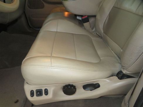 Used 2001 Ford F150 4x4 SuperCrew image 22
