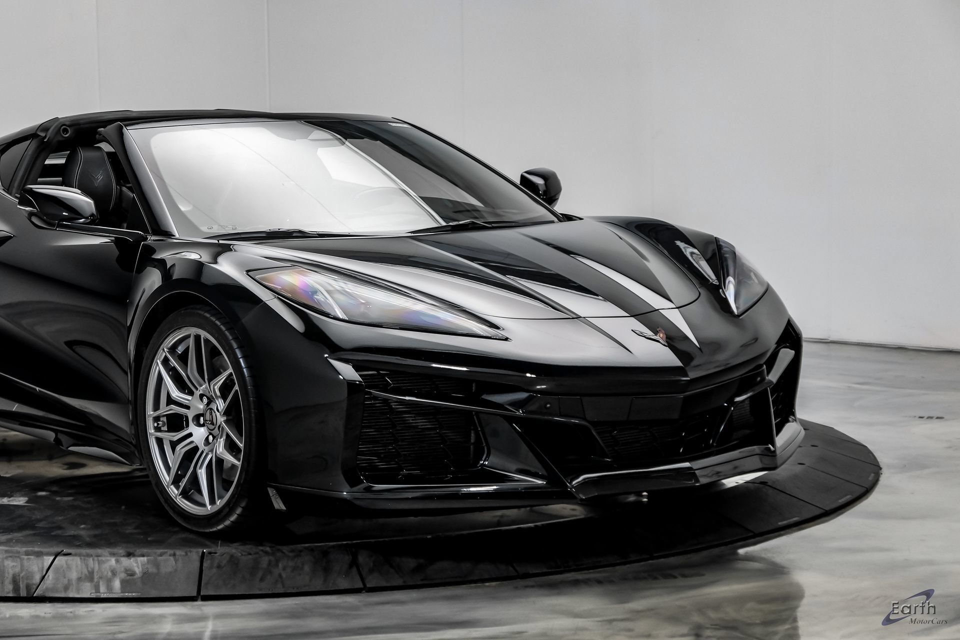 Used 2024 Chevrolet Corvette Z06 RWD image 36