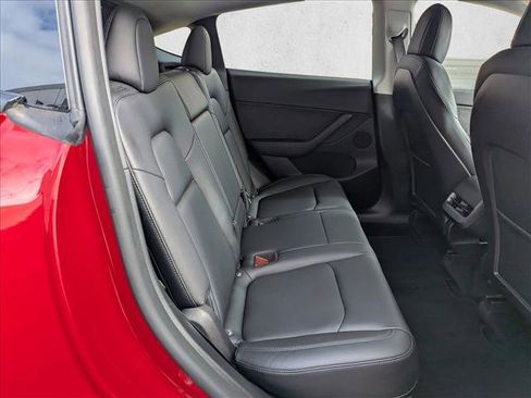 Used 2022 Tesla Model Y Performance image 20