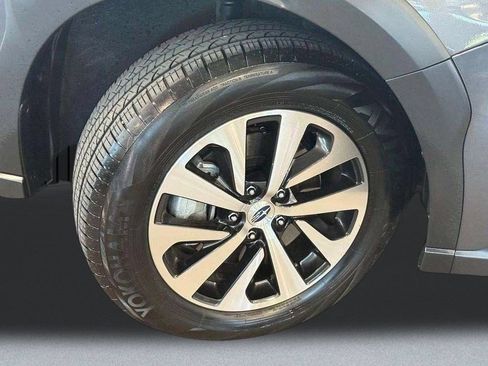 Certified 2024 Subaru Outback Premium AWD/4WD image 18