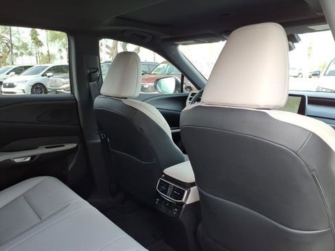 Used 2024 Lexus RX 350 Premium Plus image 13