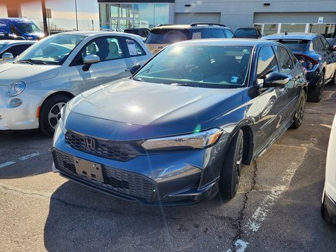 Used 2025 Honda Civic Sport image 19