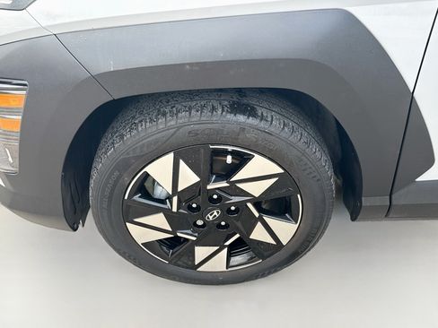 Used 2024 Hyundai Kona SEL FWD image 34