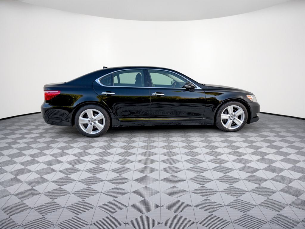 Used 2012 Lexus LS 460 w/ Comfort Pkg RWD image 8