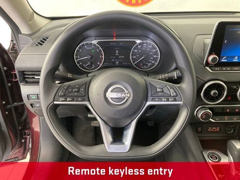 Used 2025 Nissan Sentra SV FWD image 8