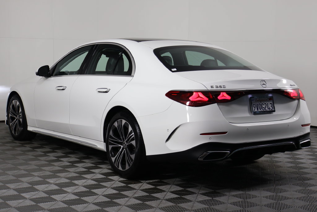 Used 2026 Mercedes-Benz E 350 4MATIC Sedan image 6