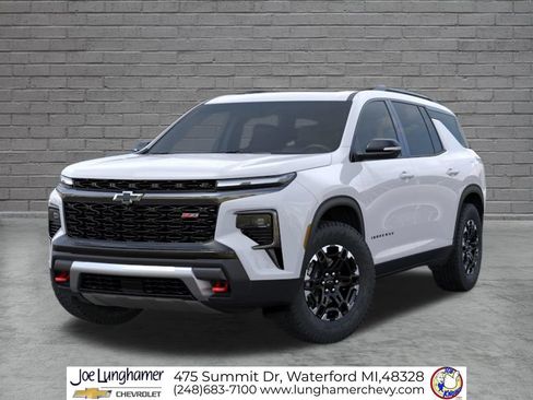 New 2027 Chevrolet Traverse Z71 w/ Driver Confidence Package AWD/4WD image 8